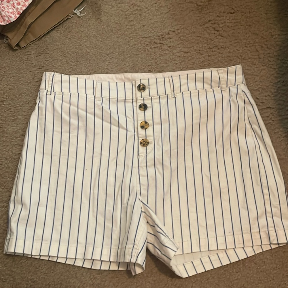 Old Navy shorts